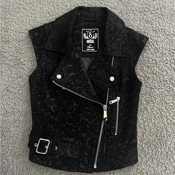Diesel Black Tooled Leather Motorcycle Vest XS/S New - Picture 1 of 8